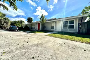 513 Pine Ridge, Lantana, FL 33462 - Photo 1