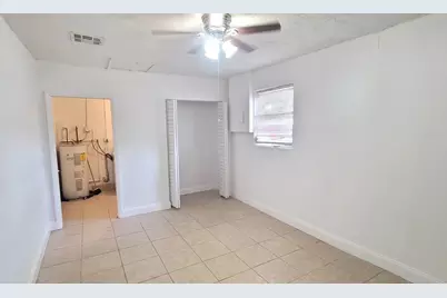 2601 NW 68th Way NW, Sunrise, FL 33313 - Photo 9