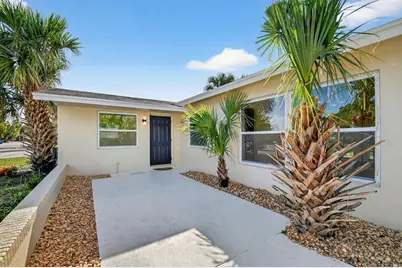 371 W 34th, Riviera Beach, FL 33404 - Photo 3