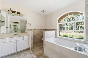 2376 Fawn Dr, Loxahatchee, FL 33470 - Photo 15