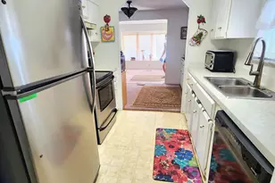 98 Camino Del Rio, Port Saint Lucie, FL 34952 - Photo 19