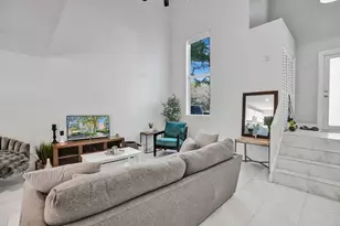 9841 NW 9th Ct, Plantation, FL 33324 - Photo 5