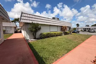 43 Valencia B, Delray Beach, FL 33446 - Photo 5