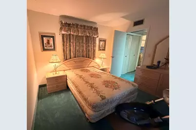 43 Valencia B, Delray Beach, FL 33446 - Photo 19