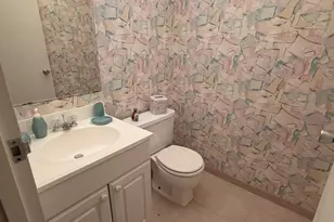 43 Valencia B, Delray Beach, FL 33446 - Photo 17