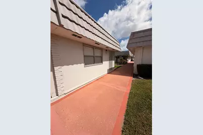 43 Valencia B, Delray Beach, FL 33446 - Photo 9