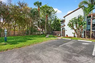 22380 Pineapple Walk Dr, Boca Raton, FL 33433 - Photo 11