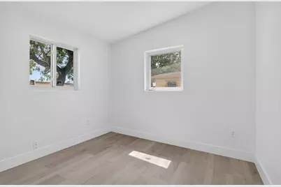 1770 NW 26th Avenue, Fort Lauderdale, FL 33311 - Photo 37