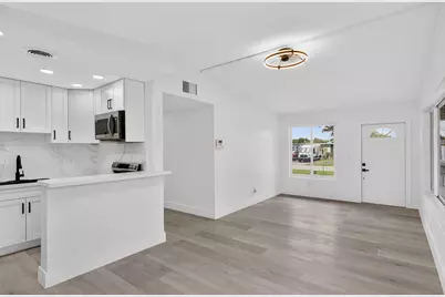 1770 NW 26th Avenue, Fort Lauderdale, FL 33311 - Photo 7