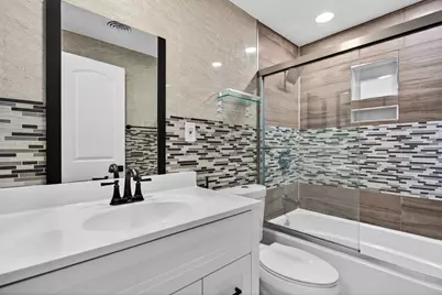 1770 NW 26th Avenue, Fort Lauderdale, FL 33311 - Photo 11