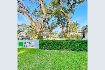 4110 N Oak Place, Davie, FL 33314 - Photo 1