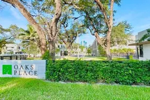 4110 N Oak Pl, Davie, FL 33314 - Photo 1