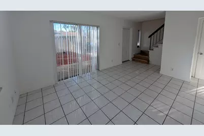 5702 NW 22nd Court #28-b, Lauderhill, FL 33313 - Photo 7