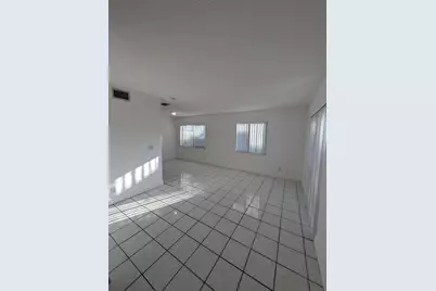 5702 NW 22nd Court #28-b, Lauderhill, FL 33313 - Photo 5