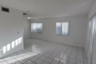 5702 NW 22nd Ct, Lauderhill, FL 33313 - Photo 5