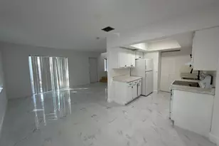 5702 NW 22nd Ct, Lauderhill, FL 33313 - Photo 5
