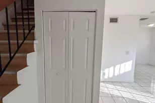 5702 NW 22nd Ct, Lauderhill, FL 33313 - Photo 17