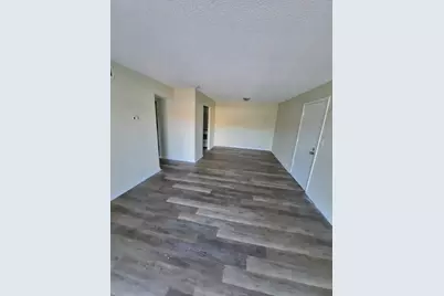 409 Executive Center Drive #208, West Palm Beach, FL 33401 - Photo 3