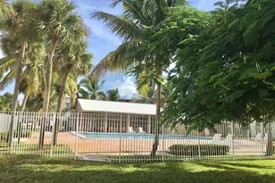 409 Executive Center Dr, West Palm Beach, FL 33401 - Photo 11