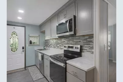 8 Santa Fe Lane, Port Saint Lucie, FL 34952 - Photo 17