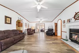 2423 SE 34th Ln, Okeechobee, FL 34974 - Photo 9