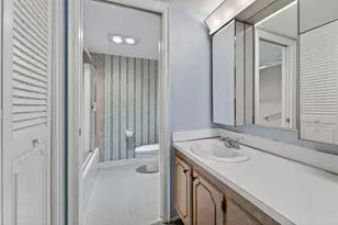 501 SW 11th Pl, Boca Raton, FL 33432 - Photo 21