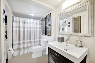403 Dunwoody Ln, Hollywood, FL 33021 - Photo 11