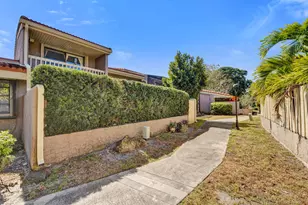 403 Dunwoody Ln, Hollywood, FL 33021 - Photo 25