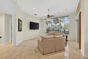 893 Forest Glen Ln, Wellington, FL 33414 - Photo 9