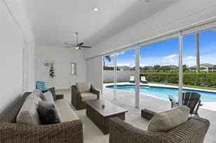 9010 Gardens Glen Cir, Palm Beach Gardens, FL 33418 - Photo 29