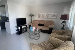 427 Grantham B, Deerfield Beach, FL 33442 - Photo 3