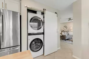 7097 Crescent Creek Ln, Coconut Creek, FL 33073 - Photo 13