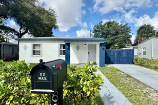 839 NW 16th Terrace, Fort Lauderdale, FL 33311 - Photo 1