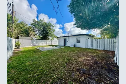 839 NW 16th Terrace, Fort Lauderdale, FL 33311 - Photo 17