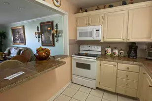 715 Lori Dr, Palm Springs, FL 33461 - Photo 3