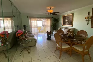 715 Lori Dr, Palm Springs, FL 33461 - Photo 5