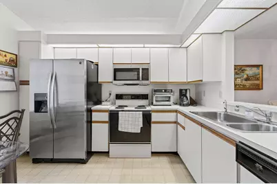 6259 Kings Gate Circle, Delray Beach, FL 33484 - Photo 13