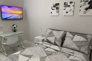 462 Hastings St, Boca Raton, FL 33487 - Photo 9