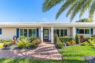 865 NE 5th St, Deerfield Beach, FL 33441 - Photo 3