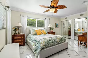 865 NE 5th St, Deerfield Beach, FL 33441 - Photo 25