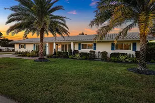 865 NE 5th St, Deerfield Beach, FL 33441 - Photo 1