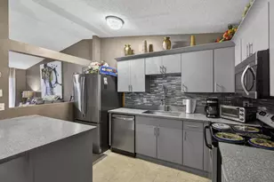 4296 Woodstock Dr, West Palm Beach, FL 33409 - Photo 25