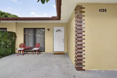 4296 Woodstock Drive #D, West Palm Beach, FL 33409 - Photo 3