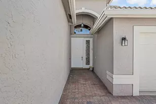 7775 Ocean Sunset Dr, Lake Worth, FL 33467 - Photo 5