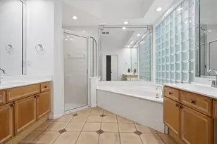 2466 Bay Isle Ct, Weston, FL 33327 - Photo 19