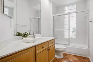 2466 Bay Isle Ct, Weston, FL 33327 - Photo 23