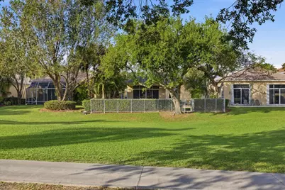 2466 Bay Isle Court, Weston, FL 33327 - Photo 41