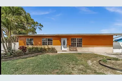 848 SE 3rd Street, Belle Glade, FL 33430 - Photo 1