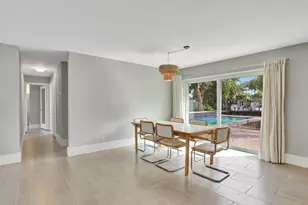 400 SE 5th Ct, Pompano Beach, FL 33060 - Photo 9