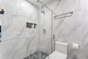 153 Meadows Dr, Boynton Beach, FL 33436 - Photo 17